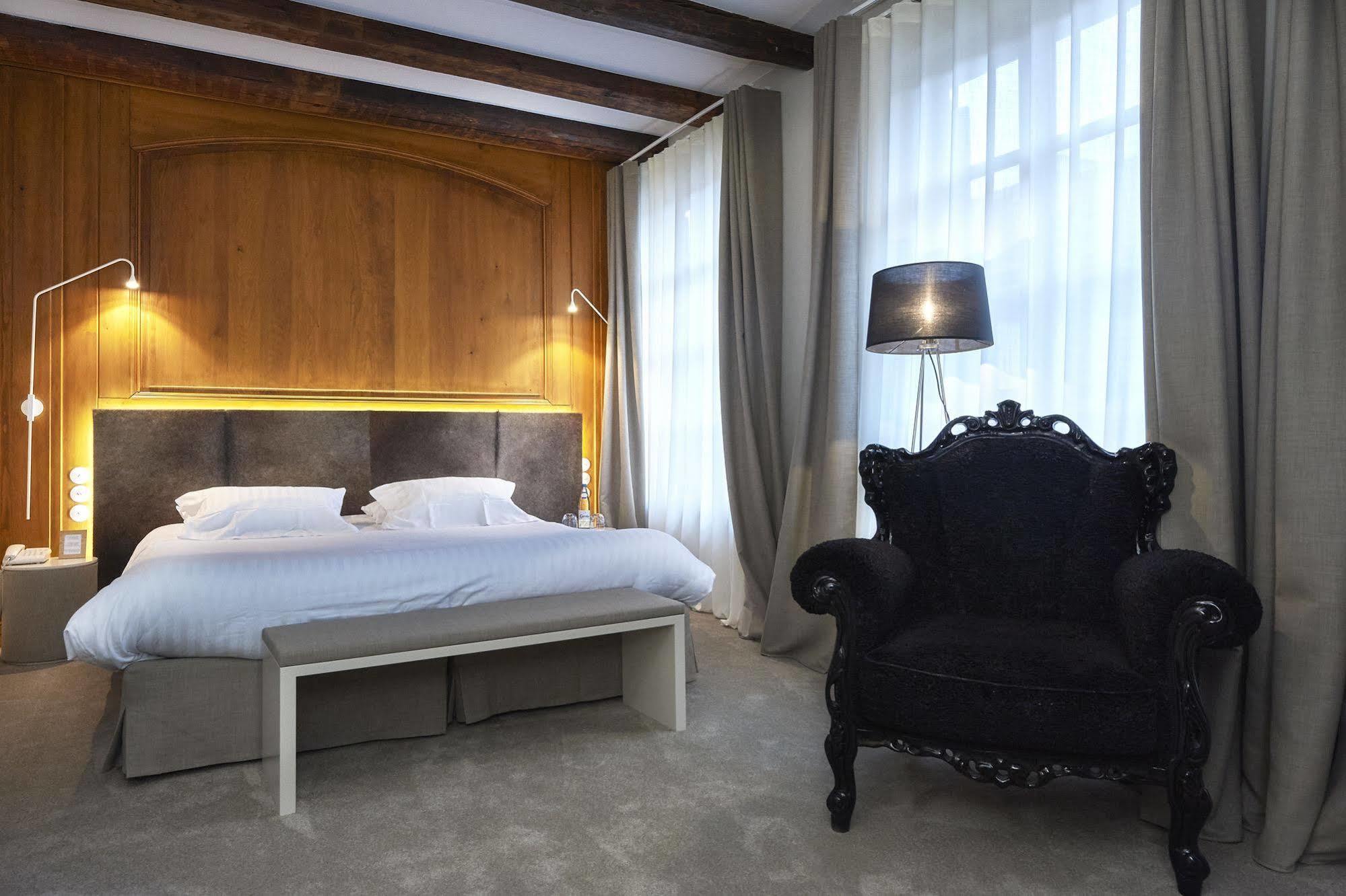 ลา แมซง เด เตต Hotel กอลมาร์ ภายนอก รูปภาพ